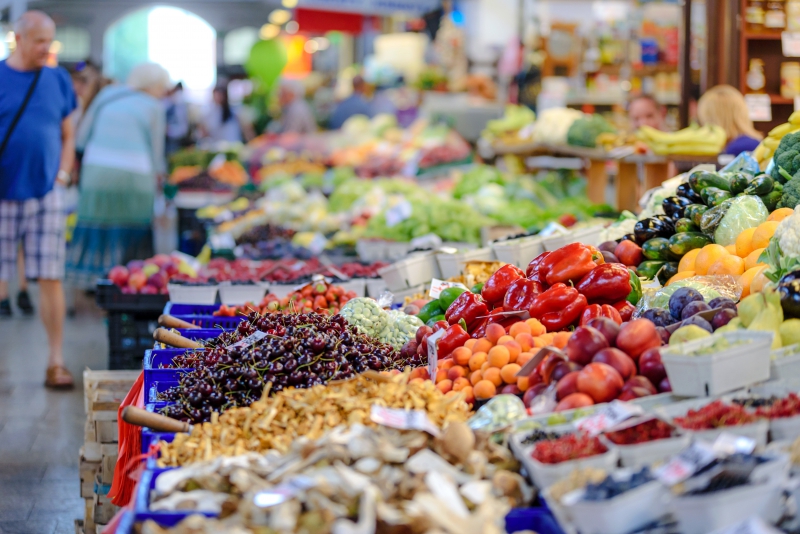 epicerie-COMPS SUR ARTUBY-min_the-market-3147758